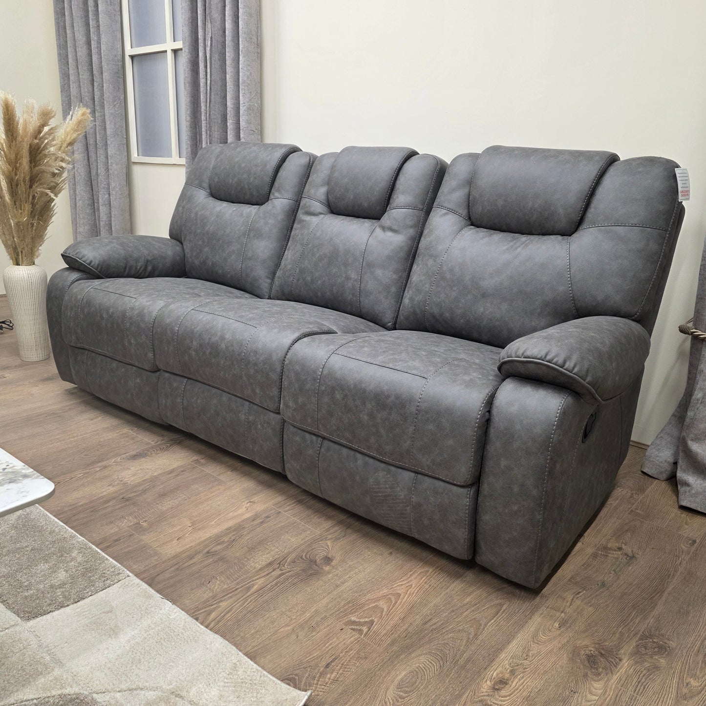 The Albly 3+2+1 Recliner Sofa Set